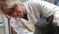 Sandra Groën - chien céramique en grès